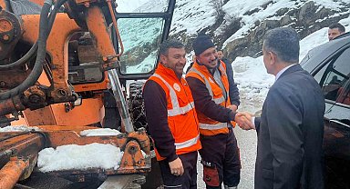 Vali Ekici karla mücadele çalışmalarını denetledi