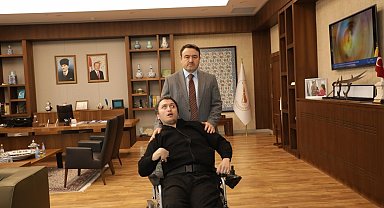 Vali Musa Işın, engelli vatandaşı makamında ağırladı