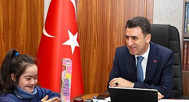 Vali Şefik Aygöl, vatandaşlarla bir araya geldi