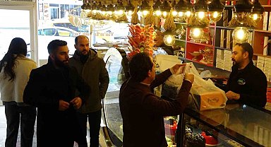 Van'da 1 Ocak doğum günü telaşı: Pastaneler için yılın en yoğun günü
