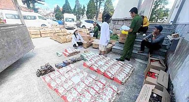 Vietnam polisinden sahte kahve deposuna baskın