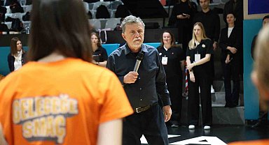 Voleybolun geleceği Antalya'da konuşuldu