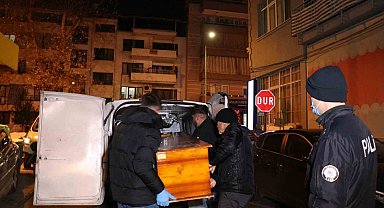 Yalnız yaşayan 93 yaşındaki kadın, yangın sonucu yaşamını yitirdi