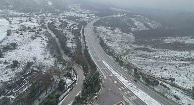 Yalova'da kar yağışı