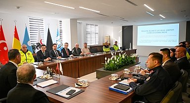 Yalova'da trafik levhaları sadeleştirildi