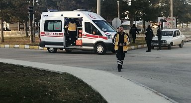 Yalvaç'ta otomobil ile motosiklet çarpıştı: 1 yaralı
