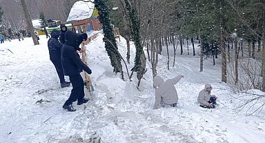 Yarıyıl tatilinde çocuklar Kartepe keyfi yaşadı