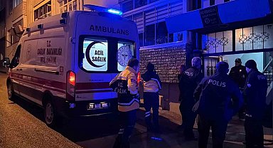 Yaşlı adam apartmanın merdiven boşluğunda ölü bulundu