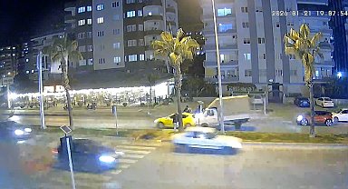 Yayaya yol vermek isterken zincirleme kazaya neden oldu