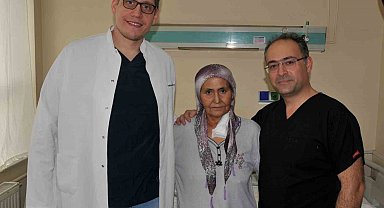 Yemek borusu kanseri olan hastaya cerrahi operasyonla yeni yemek borusu yapıldı