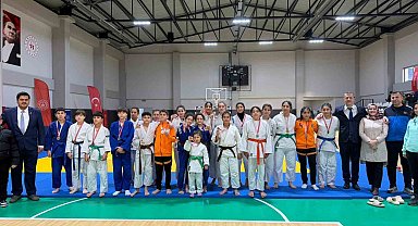 Yıldız judocular Koçarlı'da mindere çıktı