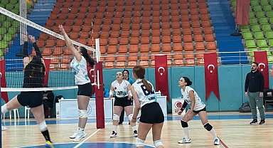Yıldız Kadınlar Voleybol İl Birinciliği tamamlandı