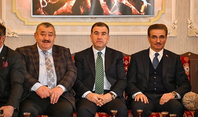 Yıllardır bitirilemeyen Bayburt-Gümüşhane Havalimanı için iki ilin valisi bir araya geldi: 2026'da tamamlanması hedefleniyor