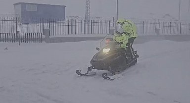 Yoğun kar ve buzlanmaya karşı Bitlis'te kar motorlu önlem