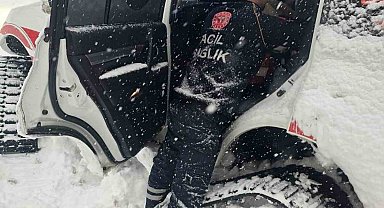 Yoğun kar yağışında sağlık hizmetleri durmadı