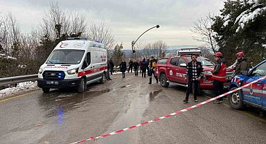 Yolcu otobüsü şarampole yuvarlandı, çok sayıda yaralı var