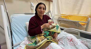 Yüksekova'da 2026'nın ilk bebeği "Rojevin" oldu