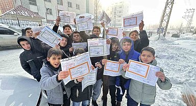 Yüksekova'da 30 bin öğrenci yarıyıl tatiline girdi