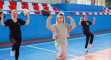 Yunusemre Belediyesinden halk oyunları kursu