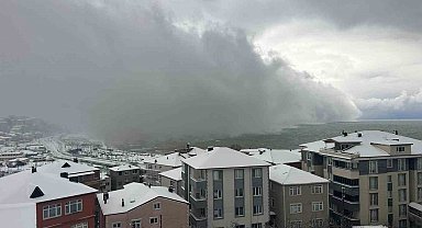 Zonguldak'a kar fırtınası geldi