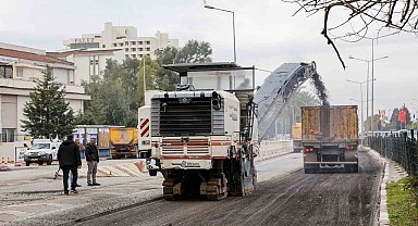 100. Yıl Bulvarı'nda asfalt çalışmasının ikinci etabı da tamamlandı