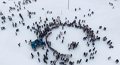 2 bin 400 rakımlı Aydıntepe Yaylası'nda kış festivali coşkusu