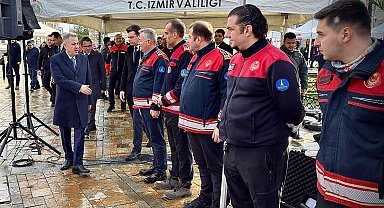 30 Ekim ve 6 Şubat'ın sessiz tanıkları İzmir'de sergilendi