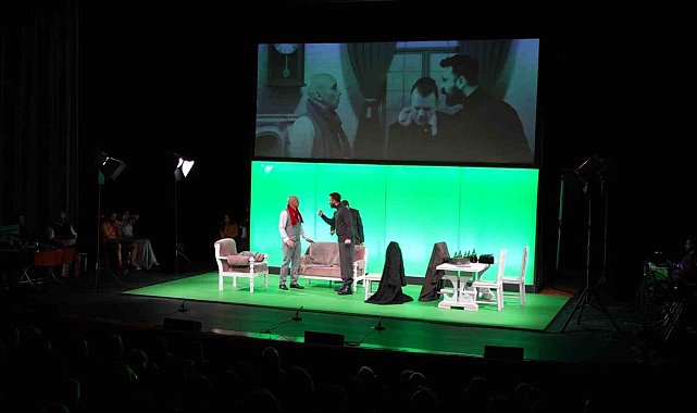 'ADİLLER' seyircisiyle buluştu