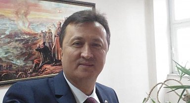 4 gün sonra emekli olacağı için arkadaşlarıyla vedalaşan polis kazada hayatını kaybetti