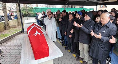 6 aylık yaşam mücadelesini kaybeden oyuncu İbrahim Yıldız son yolculuğuna uğurlandı