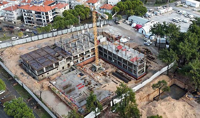 Abide H. Nuri Öncüer Huzurevi inşaatı devam ediyor