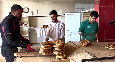 Adilcevaz'da üç fırın Ramazan pidesini eski fiyattan satacak