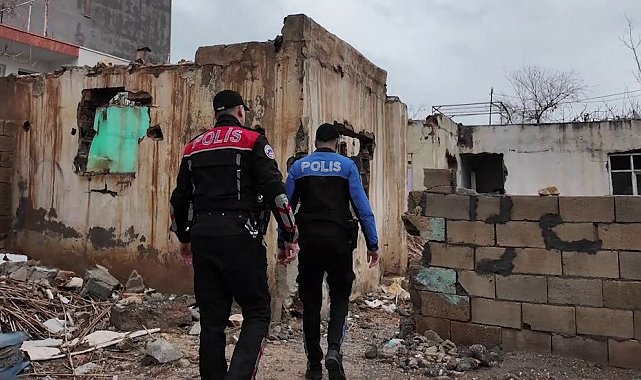 Adıyaman genelinde metruk binaların yıkım süreci sürüyor