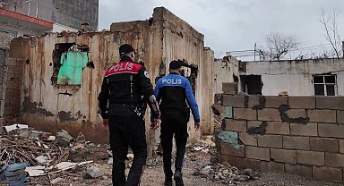 Adıyaman genelinde metruk binaların yıkım süreci sürüyor