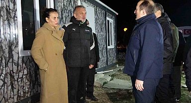 AFAD Başkanı Pehlivan: " Şu an itibarıyla yaklaşık 100 araç, 150 personel görev yapıyor"