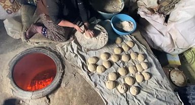 Ağrı'da tandırlar Ramazan için yakıldı