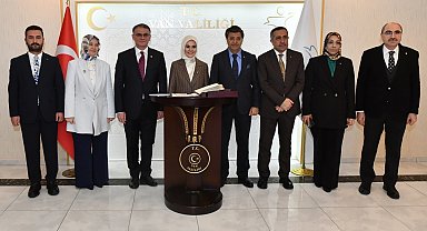 Aile ve Sosyal Hizmetler Bakanı Göktaş Van'da