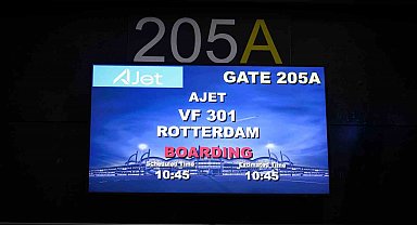 AJet'in İstanbul-Rotterdam seferleri başladı