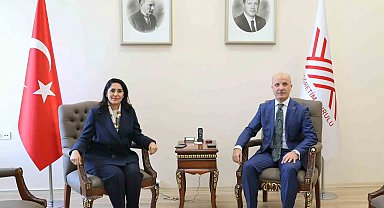 AK Parti Genel Başkan Yardımcısı Tuncer: "Mimarlık Eğitimi Raporu hazırlayarak, Yükseköğretim Kurulu'na sunduk"
