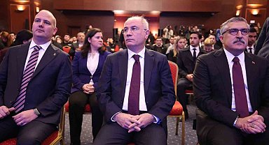 AK Parti Genel Başkanvekili Ala: "Toplumu yönetmek için toplumun verilerini alıyorlar"