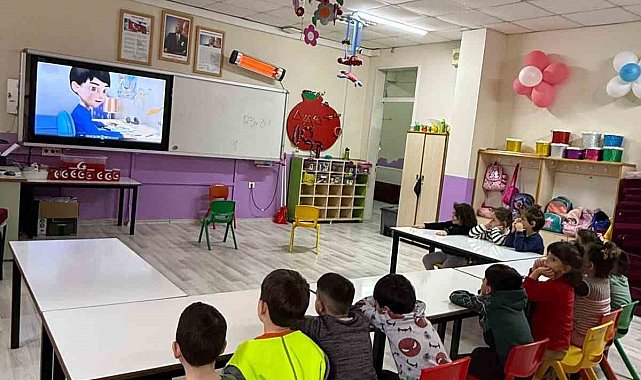 Akçakoca'da minik öğrencilere ağız ve diş sağlığı eğitimi