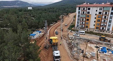 Akçaova TOKİ girişi yol çalışmaları devam ediyor