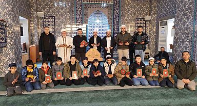 Akdağmadeni'nde gönülleri birleştiren proje: Hatim kumbarası