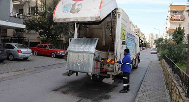 Akdeniz Belediyesinden konteynerlere kapsamlı temizlik çalışması