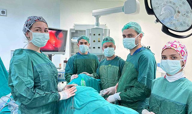 Akşehir Devlet Hastanesi'nde bir ilk: V-NOTES izsiz rahim ameliyatı