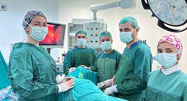 Akşehir Devlet Hastanesi'nde bir ilk: V-NOTES izsiz rahim ameliyatı