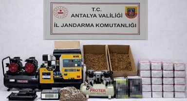 Alanya'da 17 kilogram kıyılmış tütün ele geçirildi