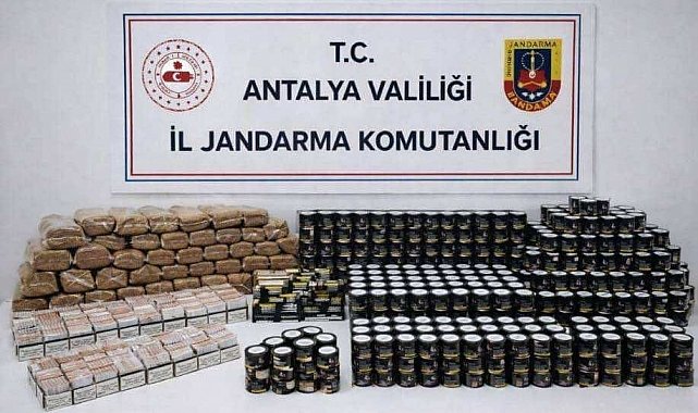 Alanya'da jandarmadan kaçak tütün operasyonu