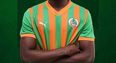 Alanyasporlu Ogundu Augsburg'a transfer oldu