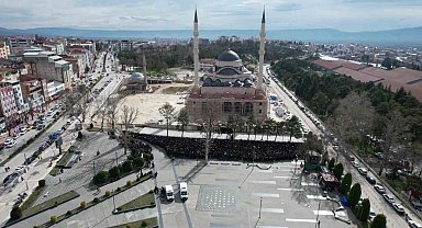 Amasya'da biyogaz tesisinde zehirlenerek ölen 3 işçi son yolculuklarına uğurlandı